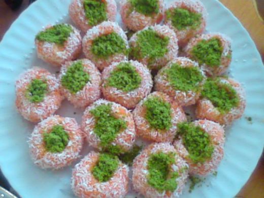 İrmikli Havuç Topları Tarifi ve Malzemeleri