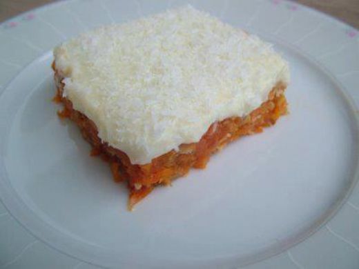 Krem Şantili Havuç Tatlısı Tarifi ve Malzemeleri